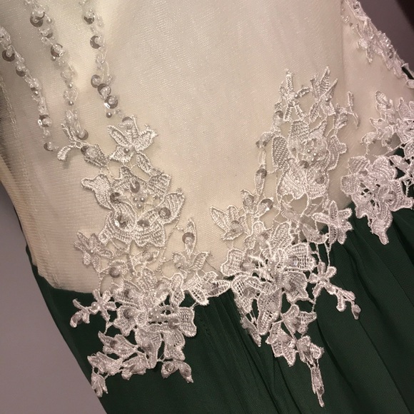 NWOT Green Prom Sheer Back Long Gown with Train - Picture 6 of 8